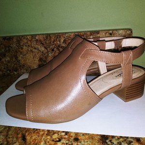 LifeStride Mona Sandal